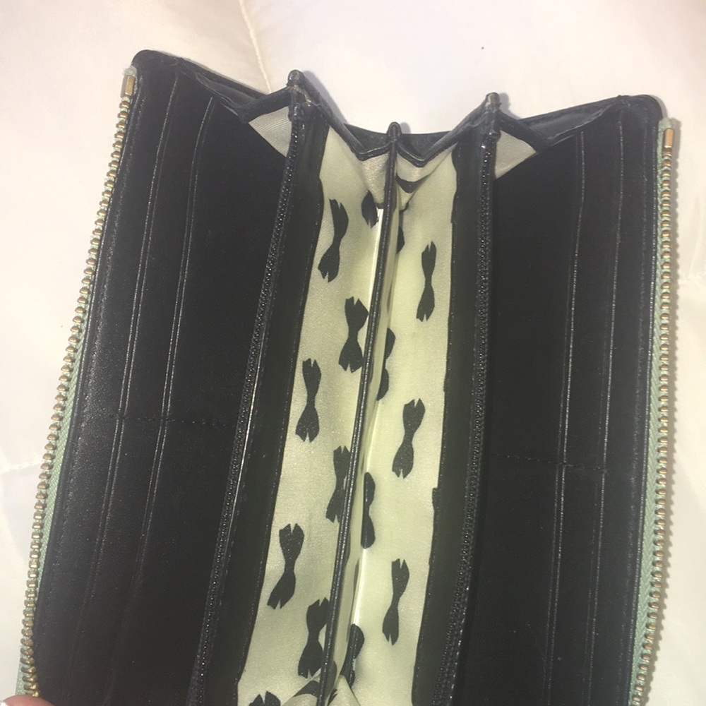 Kate Spade Wallet - Picture 5 of 5